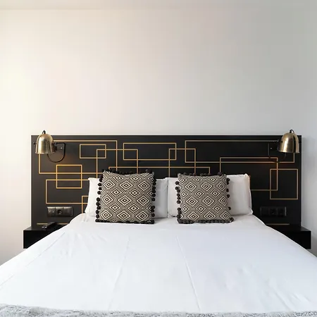 Tsa Sepulveda Apartment
